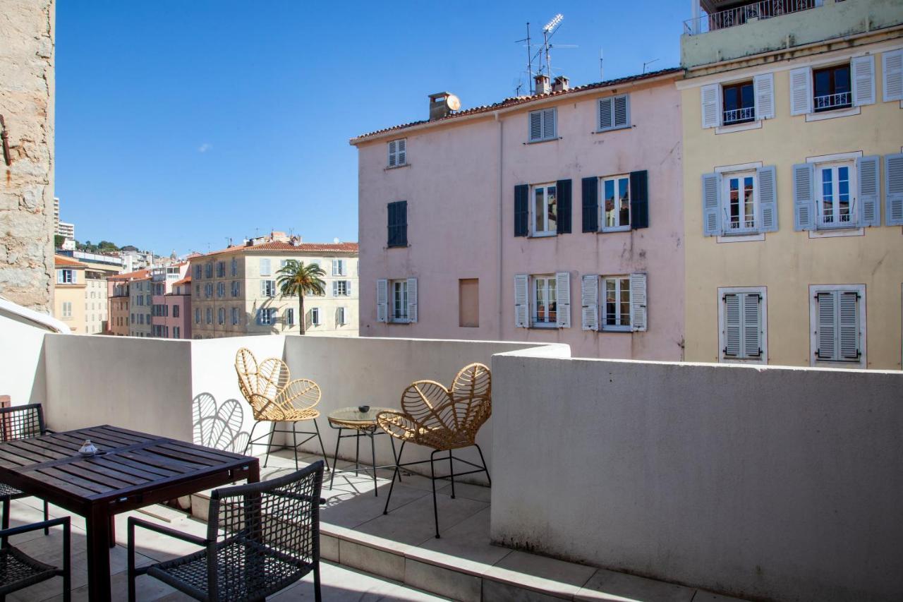 Les Suites R Bonaparte - Appartements De Standing Au Coeur De La Vieille Ville Pietonne Ajaccio  Exterior foto