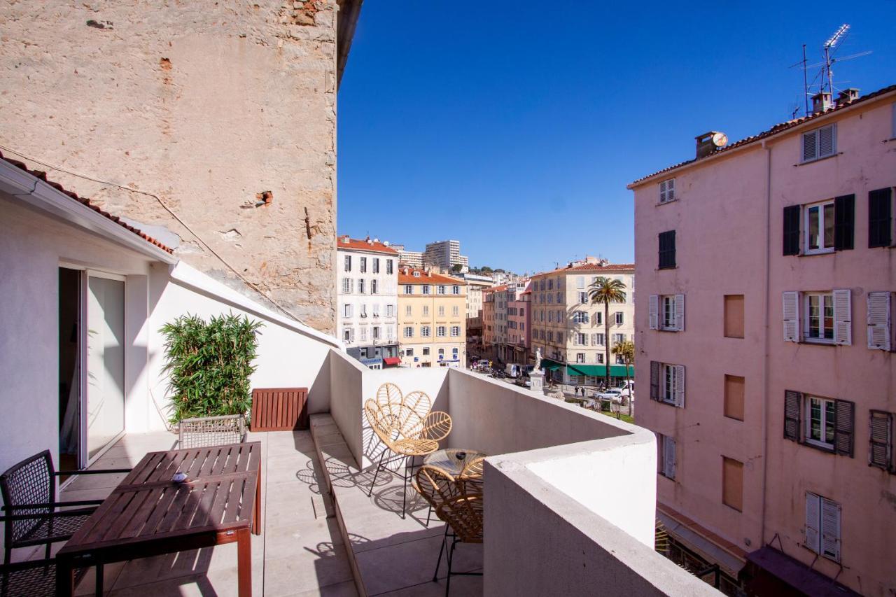 Les Suites R Bonaparte - Appartements De Standing Au Coeur De La Vieille Ville Pietonne Ajaccio  Exterior foto