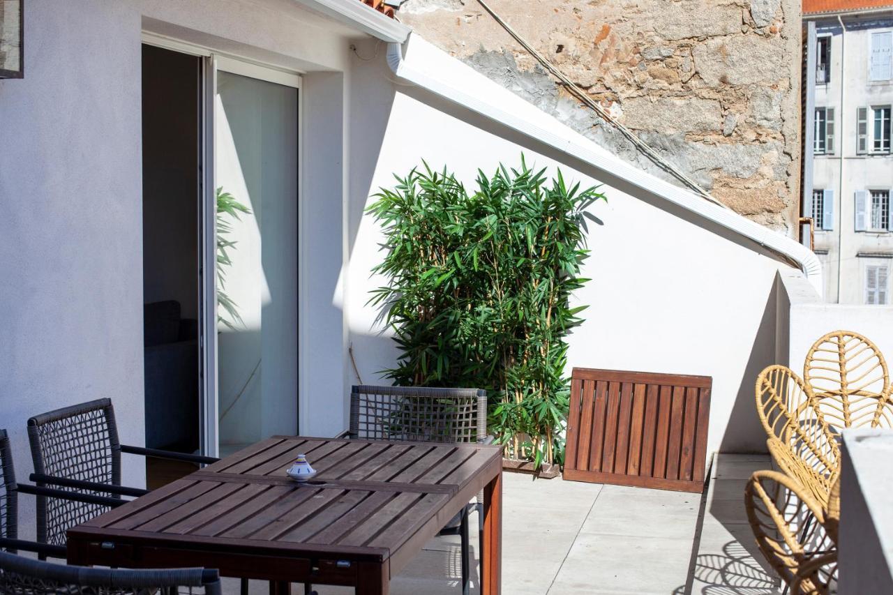 Les Suites R Bonaparte - Appartements De Standing Au Coeur De La Vieille Ville Pietonne Ajaccio  Exterior foto