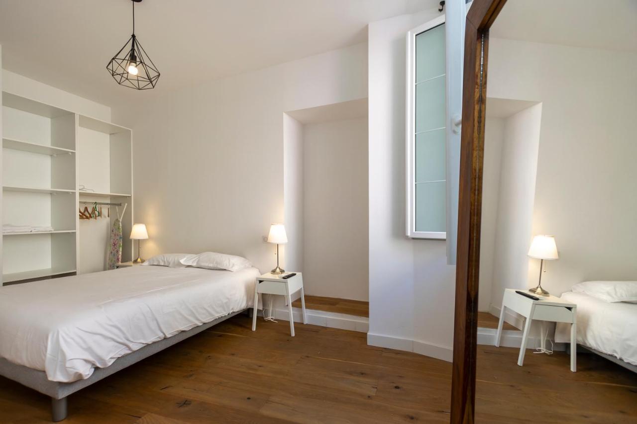 Les Suites R Bonaparte - Appartements De Standing Au Coeur De La Vieille Ville Pietonne Ajaccio  Exterior foto